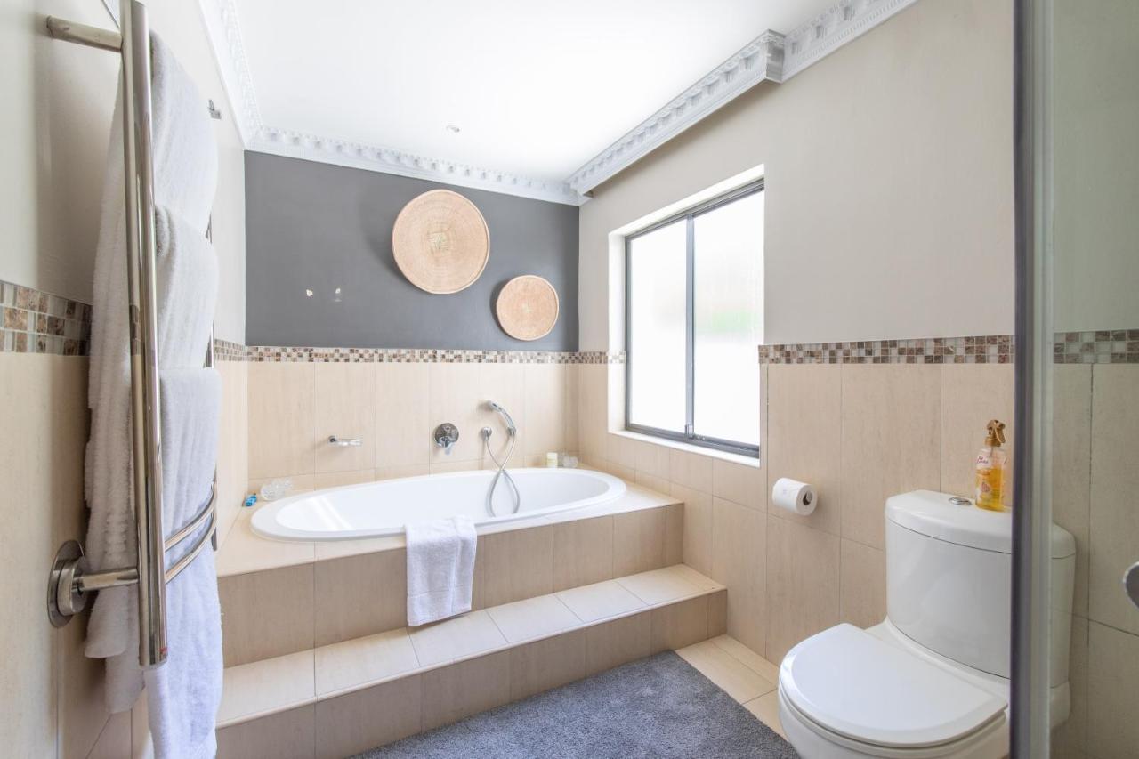 Oceana Palms Luxury Guest House Gordons Bay Ngoại thất bức ảnh